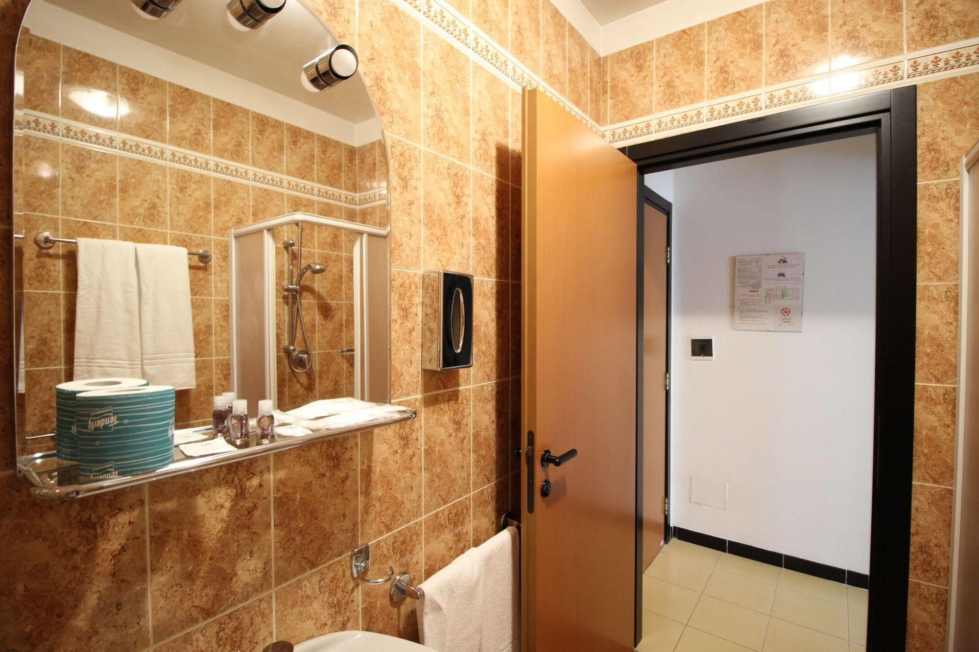 Hotel Italia Occhiobello Esterno foto